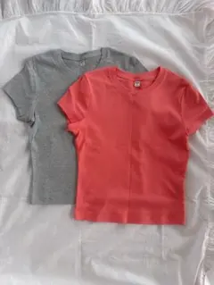 UNIQLO クルーネックTシャツ 2枚セット Mサイズのサムネイル