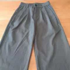 Dazy グレー ストレートパンツ　ゴムウエスト　S　SHEIN　スラックス