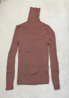 UNIQLO ユニクロ　メリノリブタートルネックセーター　ベージュピンク