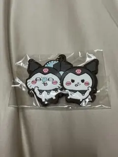 ちいかわ×サンリオキャラクターズ　なかよしラバーチャーム　《モモンガ×クロミ》のサムネイル