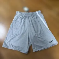 NIKE ナイキ　 メンズ トレーニング ハーフ パンツ　M グレー