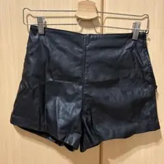 レザーショートパンツ ブラック