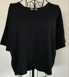 【JOURNALSTANDARD　relume】黒 Vネック半袖Tシャツ