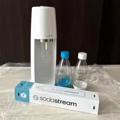 sodastream PU6001/PURE レッド炭酸水メーカー 交換ボンベ付 - メルカリ