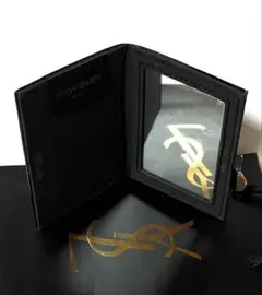 未使用品☆Yves Saint Laurent 折りたたみコンパクトミラー