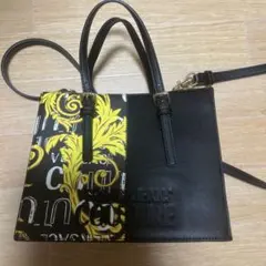 Versace Jeans Couture 2wayバッグ　中古のサムネイル