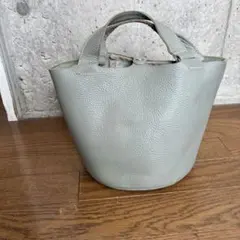 Item thumbnail for item 8fb139a8-18ed-4df0-818f-a64233d56d02