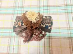 古着屋　ヴィンテージ　昭和レトロ　ハンドメイド　レース花飾り付き　バレッタ