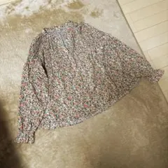 売り切りセール☆RUDY 花柄ブラウスのサムネイル