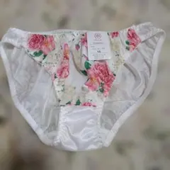 Roi86 花柄 ショーツ LLサイズ新品ホワイトのサムネイル