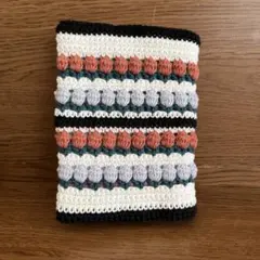 かぎ針編み ブックカバー 文庫本サイズ 編み物 ハンドメイド お花