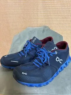 【期間限定値下げ】ONオン クラウドX　中古品　27.0cm