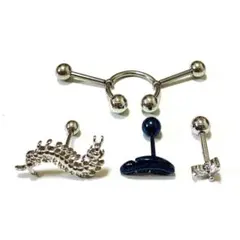 ボディピアス　軟骨ピアス　可動式　ムカデ　羽　ウイング　双葉　4個セット