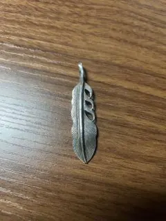 ALZUNI アルズニ フェザー　スターリング　シルバー950 ペンダントトップ