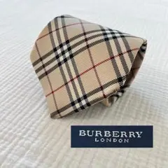 【美品】 バーバリー ノバチェック 光沢感 イタリア製