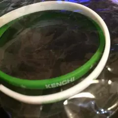KENCHIのゴムブレスレット