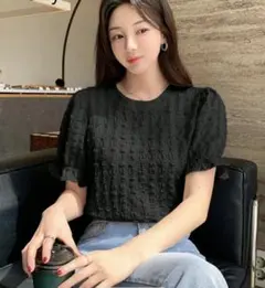 （新品　未使用）パフスリーブ テクスチャー トップスMサイズ　黒色