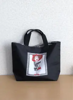 ロラライハリス バッグ