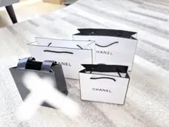 ②CHANEL ショップ袋
