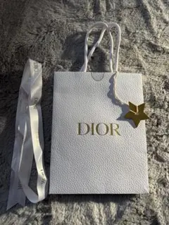ディオール　ショッパー　スターチャーム　リボン