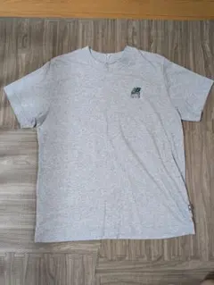 New Balance グラフィックTシャツ グレー Lサイズのサムネイル