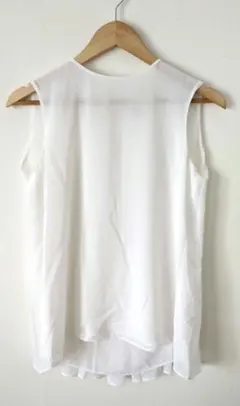 UNIQLO　ユニクロ　後ろプリーツ シフォン トップス　S