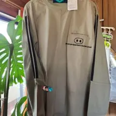 ドラックストアーズクラブ、薄い若草色、トレーナー新品未使用Lサイズ