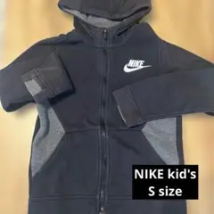NIKE ナイキ　BLACK ジップパーカー　フード
