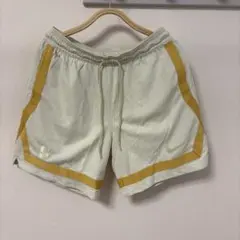 NIKE サブリナ　バスケットボールパンツ ショートパンツ　Lのサムネイル