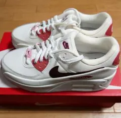 新品・未使用】ナイキ エアマックス90 LV8 SE 24cm