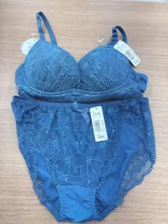 新品未使用　aimerfeel エメフィール　ブラ・ショーツセットA75