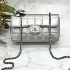 CHANEL シャネル【美品】チェーンショルダーバッグ カメリア チョコバー