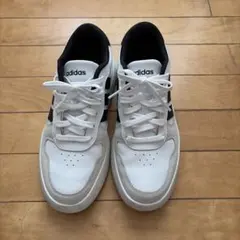 アディダスadidasスニーカー26cm