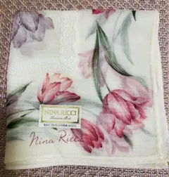 NINA RICCI ニナリッチ ハンカチ 花柄