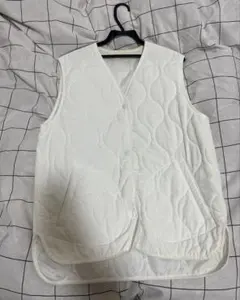 ホワイト キルティングダウンベスト