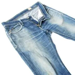 Item thumbnail for item 765b7588-d790-4e4f-b5b3-a8ca29a9b0c5