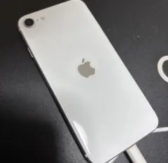 iPhone se 第3世代 64gb スターライト 本体 - メルカリ