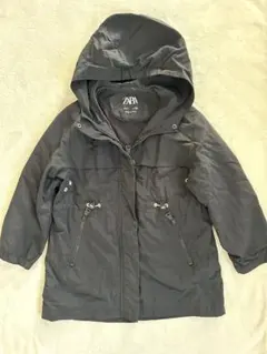 ZARA キッズ　ブラック フード付き　ナイロン　コート 122