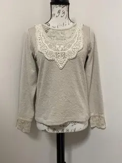 アクシーズファム/レース花柄長袖プルオーバー/ベージュのサムネイル