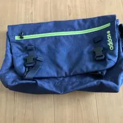 adidas ショルダーバッグ ネイビーのサムネイル