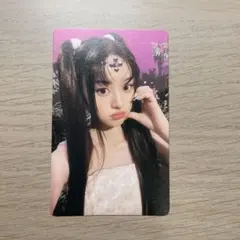 ILLIT bomb weverse 特典 ミンジュ トレカ - メルカリ