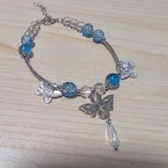 ハンドメイド 青と透明のビーズ ブレスレット
