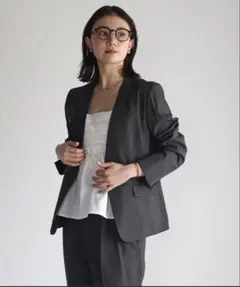 《洗える》2点パンツスーツセット(ノーカラージャケット+テーパードパンツ)