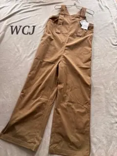 WCJ 若槻千夏ブランド　サロペット　オールインワン　キャメル　ベージュのサムネイル