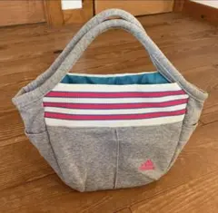 adidas ジムバッグ　ヨガバッグ　トートバッグのサムネイル