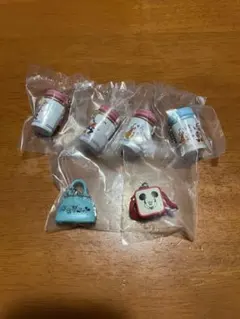 ディズニー　カバン　ガチャガチャ