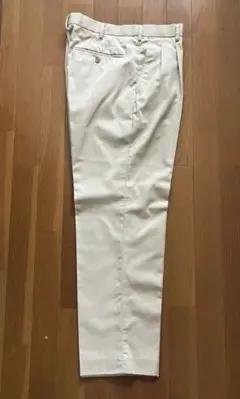 UNIQLO ベージュ チノパン