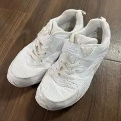 ホワイトスニーカー