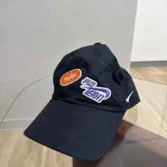 韓国限定Nike 黒 ベースボールキャップ
