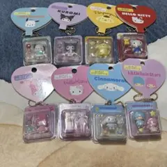 新品未使用タグ付き サンリオ ミニチュアトイ パッケージチャーム　8種セット